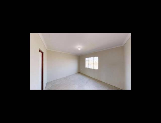 2 BEDROOM HOUSE FOR SALE IN BUHLE PARK